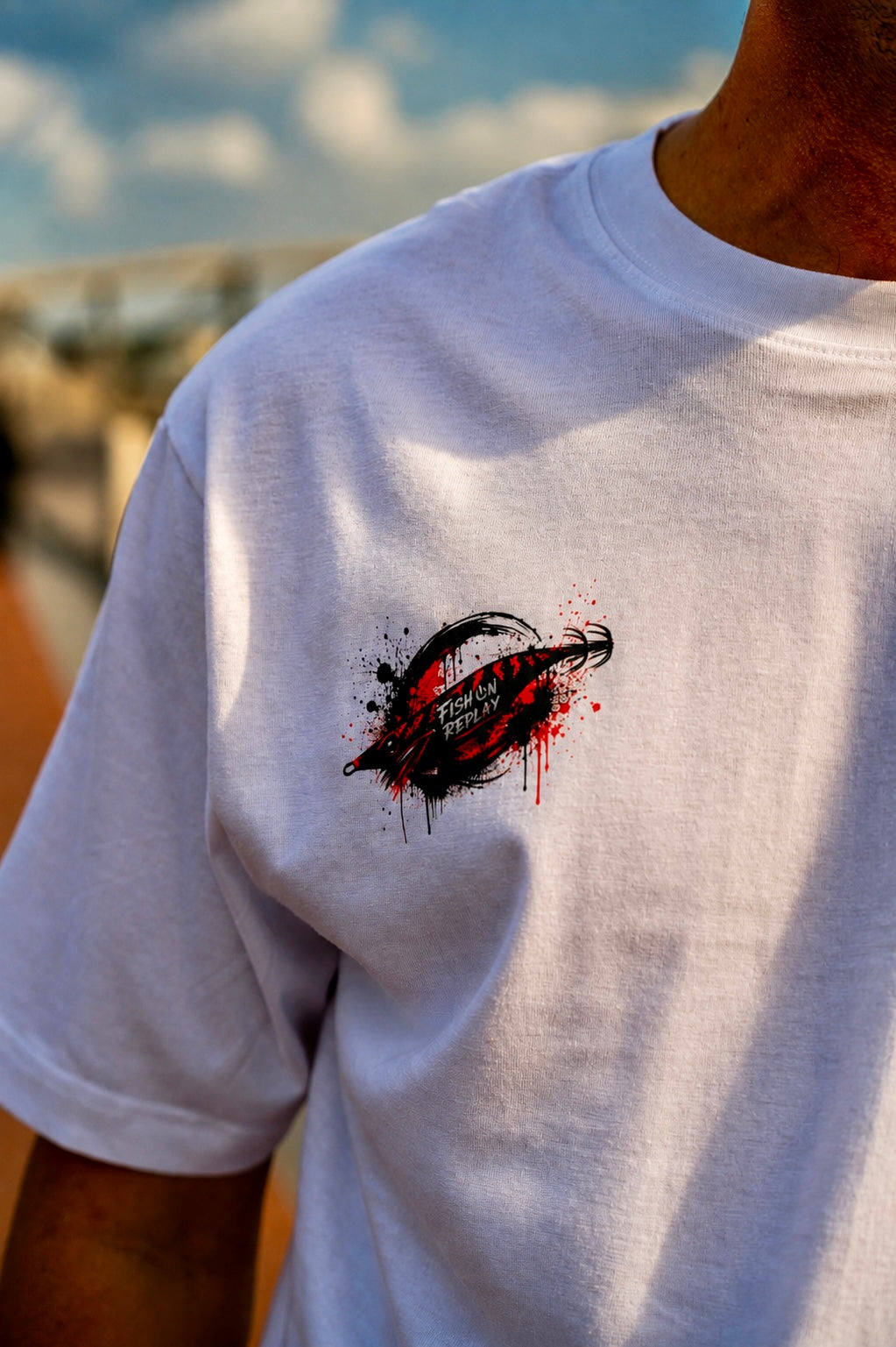 Detalle del estampado superior de la camiseta Octopus Ink Fish On Replay.